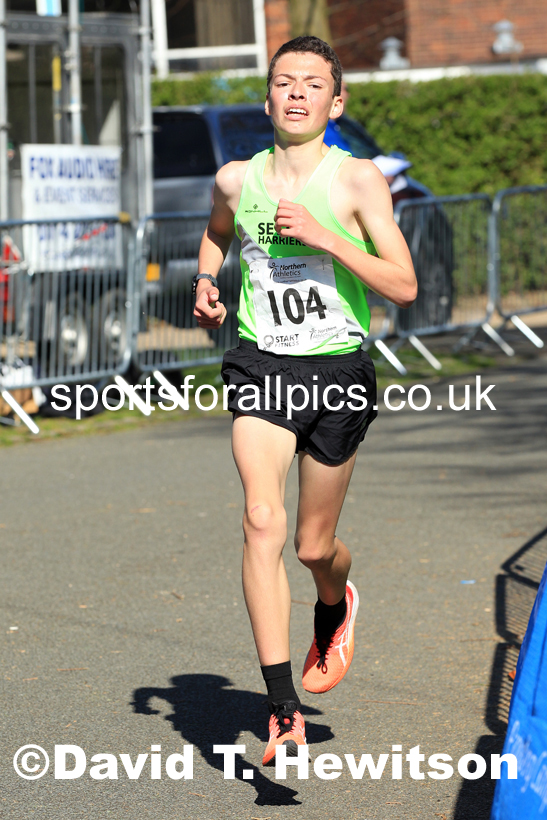 Boys Under-15s 5k, 2022 Northern 12 and 6 Stage Road Relays,  Birkenhead Park, Birkenhead, Wirral.  Photo: David T. Hewitson/Sports for All Pics